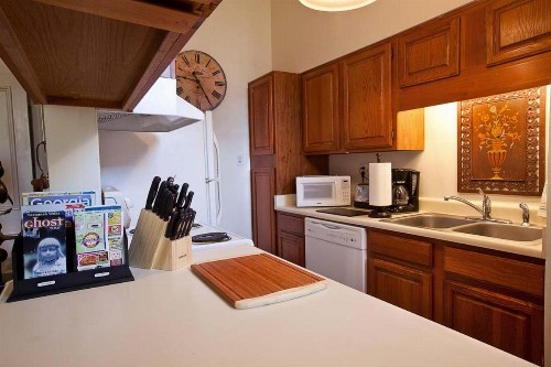 Wilkes House by Lucky Savannah - image 9