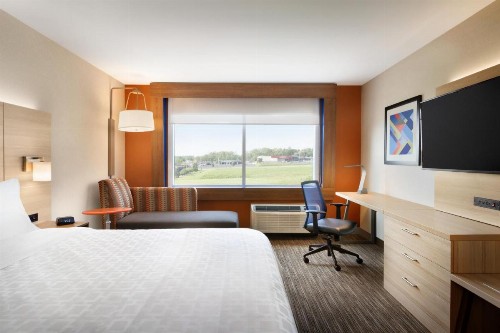 Holiday Inn Express & Suites - Savannah W - Chatham Parkway an IHG Hotel - image 11