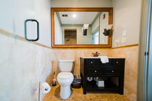 McDonoughs Inn Unit 2 by Lucky Savannah - image 5