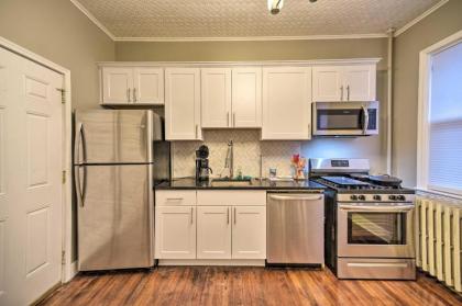 Pet-Friendly Apartment 1Mile to Rivers Casino