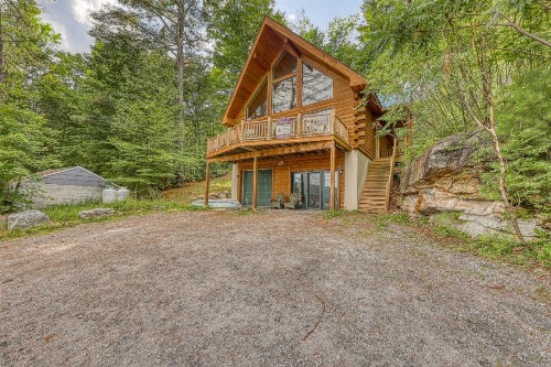 Contemporary ADK 5 Bedroom Chalet on Schroon - image 10