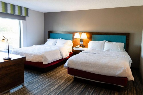 Hampton Inn & Suites Scottsbluff - image 34