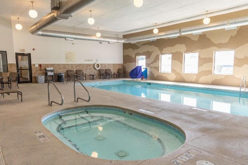 Hampton Inn & Suites Scottsbluff - image 5