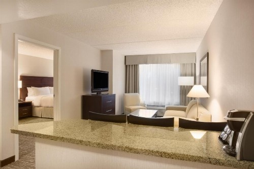 Holiday Inn Scottsdale North- Airpark an IHG Hotel - image 32
