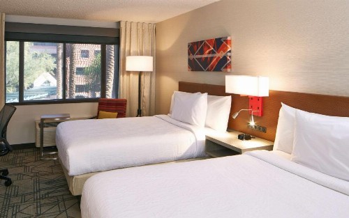 Hilton Garden Inn Scottsdale Old Town - image 43