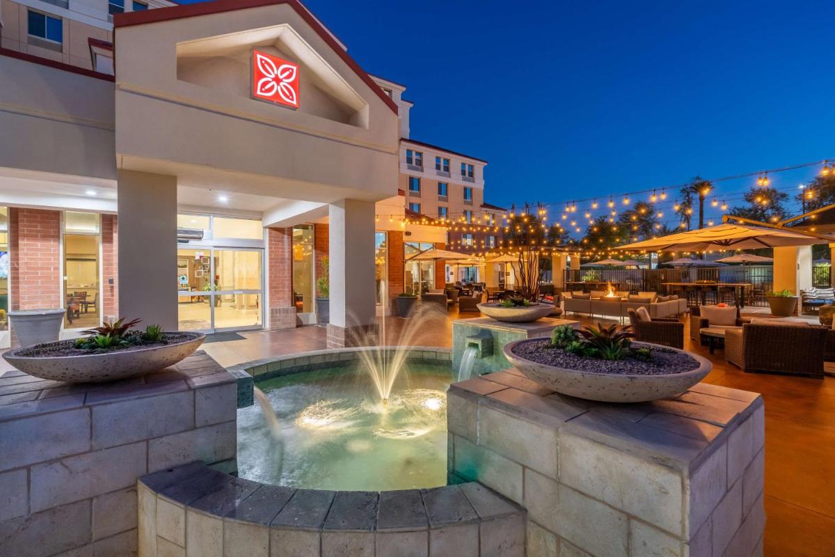Hilton Garden Inn Scottsdale Old Town - image 5