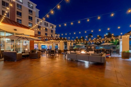 Hilton Garden Inn Scottsdale Old Town - image 9