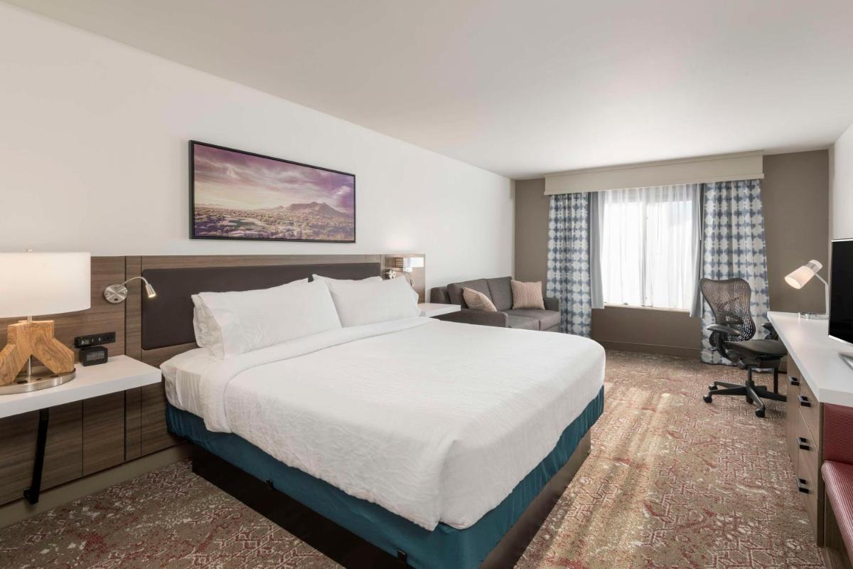 Hilton Garden Inn Scottsdale North/Perimeter Center - image 6