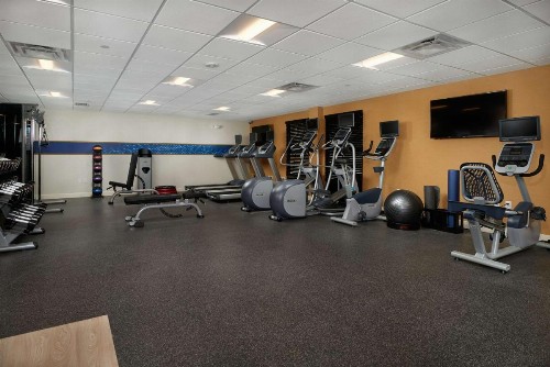 Hampton Inn & Suites Scottsdale On Shea Blvd - image 20