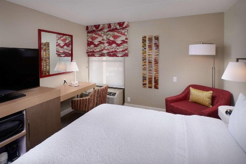 Hampton Inn & Suites Scottsdale On Shea Blvd - image 21