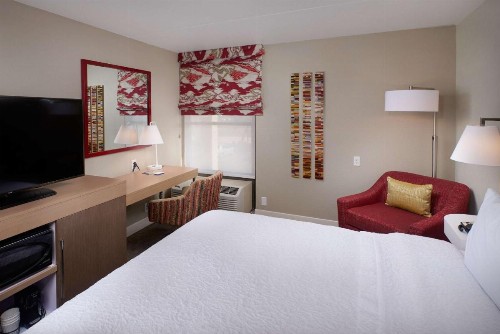 Hampton Inn & Suites Scottsdale On Shea Blvd - image 27