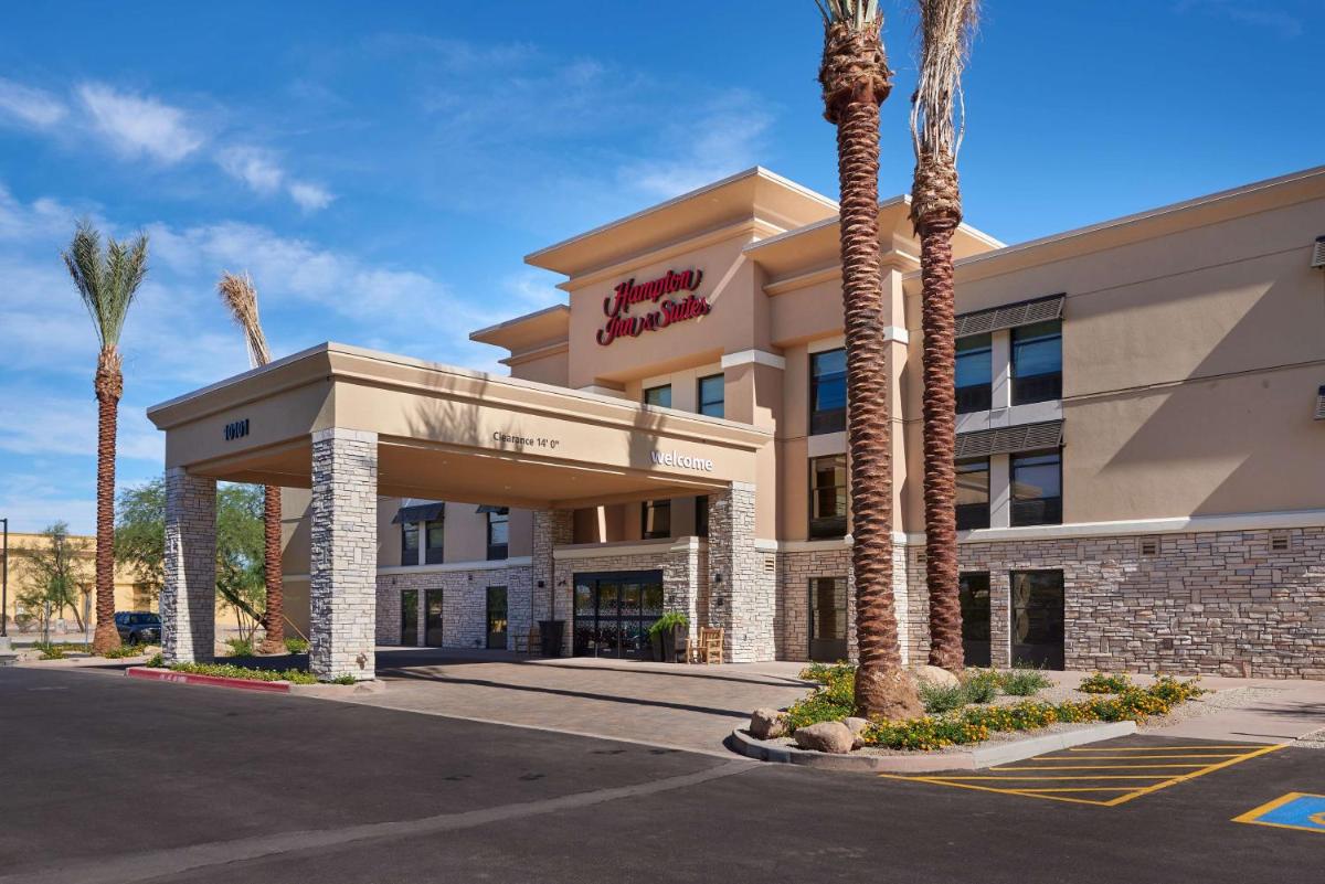 Hampton Inn & Suites Scottsdale On Shea Blvd - image 3
