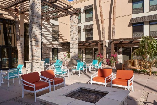 Hampton Inn & Suites Scottsdale On Shea Blvd - image 4