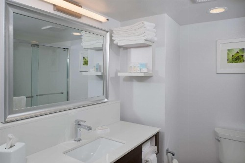 Hampton Inn & Suites Scottsdale On Shea Blvd - image 42