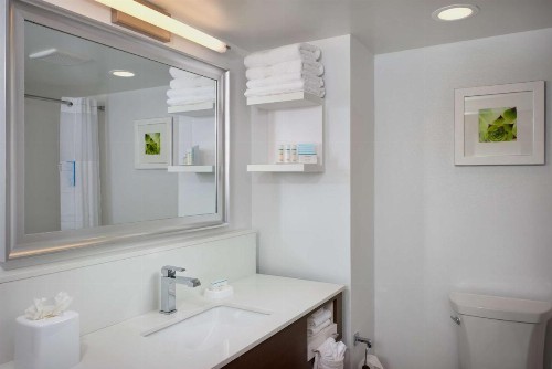 Hampton Inn & Suites Scottsdale On Shea Blvd - image 49