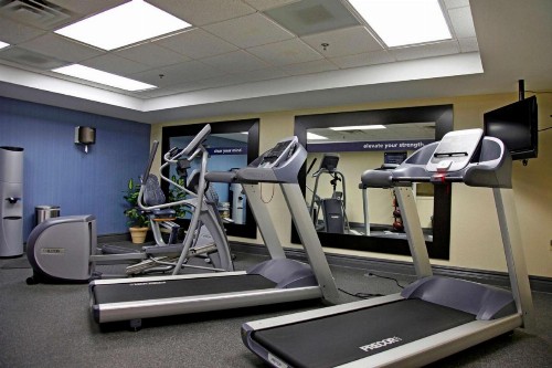 Hampton Inn & Suites Phoenix/Scottsdale - image 12