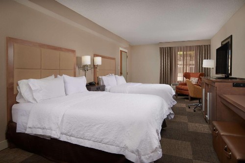 Hampton Inn & Suites Phoenix/Scottsdale - image 20