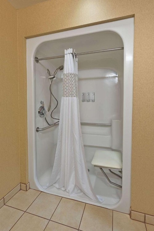 Hampton Inn & Suites Phoenix/Scottsdale - image 25