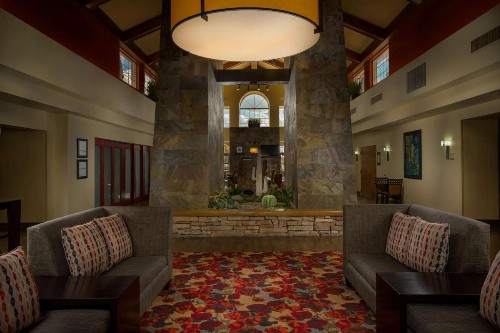 Hampton Inn & Suites Phoenix/Scottsdale - image 6