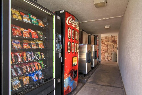 Motel 6-Scottsdale AZ - image 18