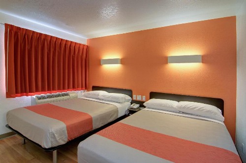 Motel 6-Scottsdale AZ - image 20