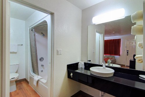 Motel 6-Scottsdale AZ - image 26