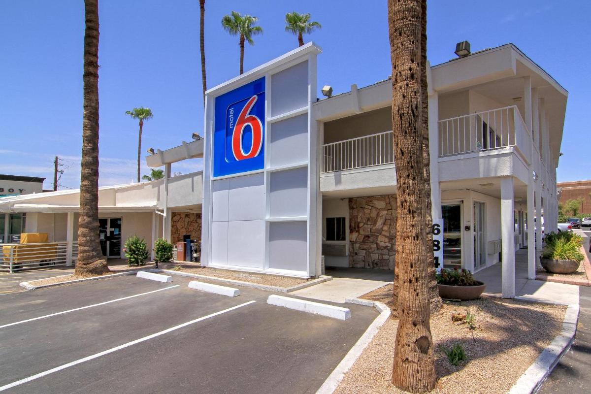 Motel 6-Scottsdale AZ - image 3