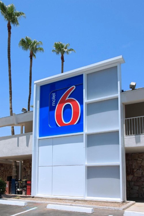 Motel 6-Scottsdale AZ - image 5