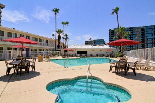 Motel 6-Scottsdale AZ - image 8
