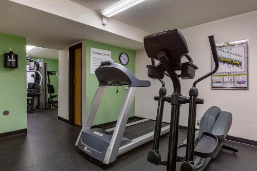 Best Western Plus Scottsdale Thunderbird Suites - image 7