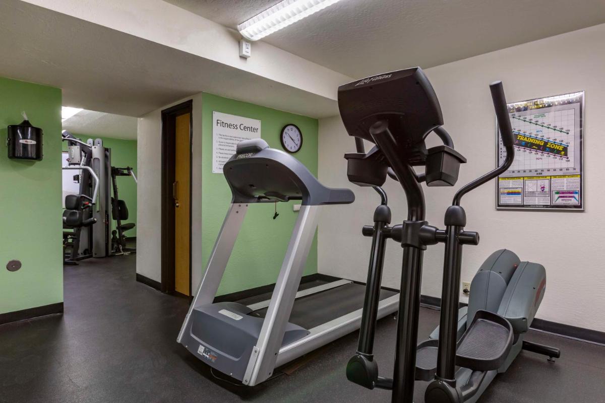Best Western Plus Scottsdale Thunderbird Suites - image 7