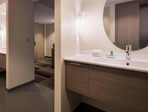 Aloft Scottsdale - image 13