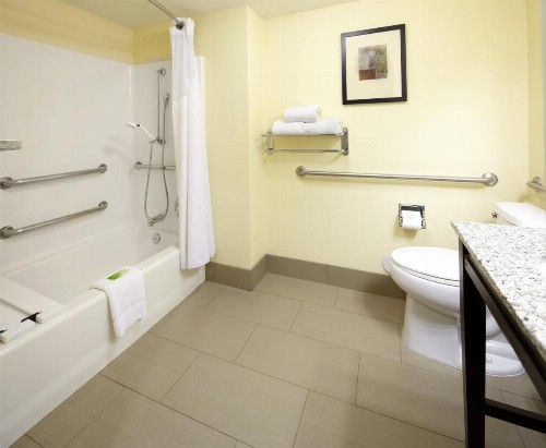 Holiday Inn Express Hotel & Suites Scottsdale - Old Town an IHG Hotel - image 10