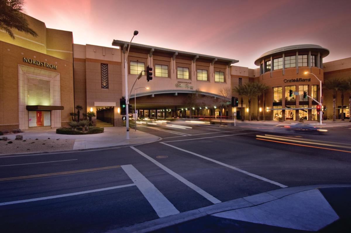 Holiday Inn Express Hotel & Suites Scottsdale - Old Town an IHG Hotel - image 6
