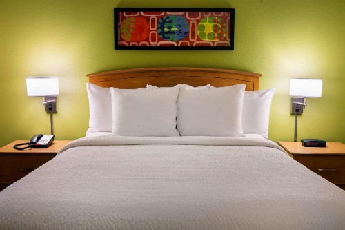 Sonesta Simply Suites Scottsdale North - image 12