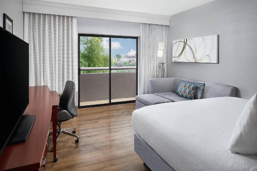 Courtyard Scottsdale North - image 22