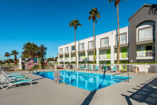 SureStay Plus Hotel by Best Western Scottsdale North