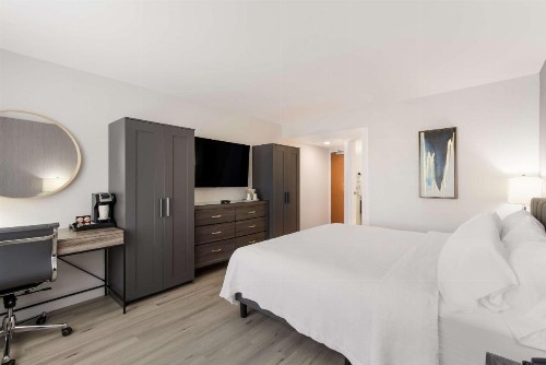 SureStay Plus Hotel by Best Western Scottsdale North - image 12