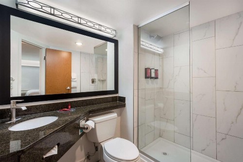 SureStay Plus Hotel by Best Western Scottsdale North - image 20
