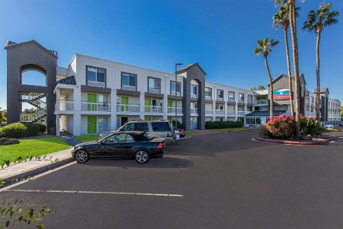 SureStay Plus Hotel by Best Western Scottsdale North - image 24