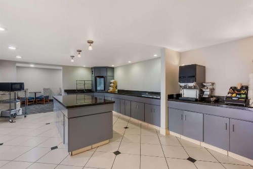 SureStay Plus Hotel by Best Western Scottsdale North - image 5