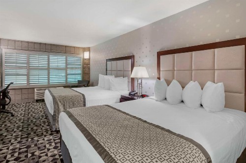 Best Western Plus Sundial - image 35