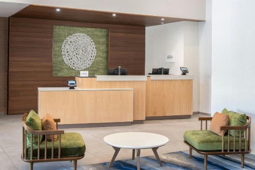Comfort Suites Old Town - image 19