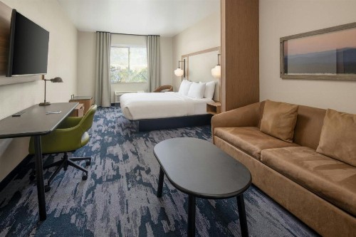 Comfort Suites Old Town - image 26