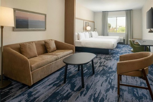 Comfort Suites Old Town - image 34