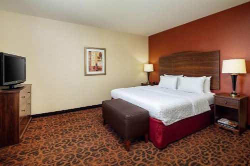 Hampton Inn & Suites Scottsdale Riverwalk - image 14