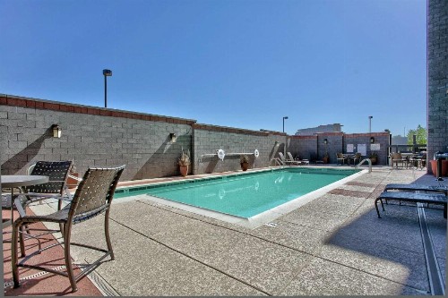 Hampton Inn & Suites Scottsdale Riverwalk - image 20