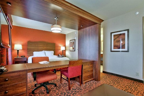 Hampton Inn & Suites Scottsdale Riverwalk - image 35