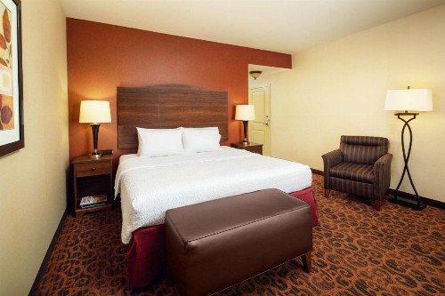 Hampton Inn & Suites Scottsdale Riverwalk - image 9