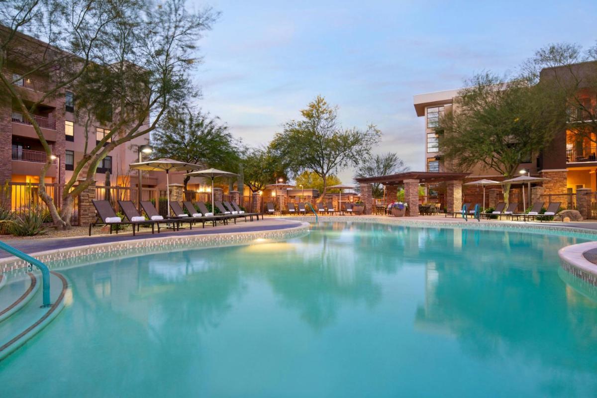 Courtyard by Marriott Scottsdale Salt River - main image
